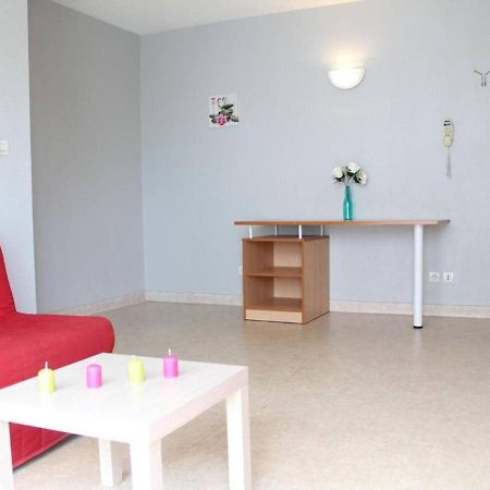 Appartement 2 Pieces Avec Balcon, Parking Et Piscine, La Rochelle - Fr-1-246-11 ภายนอก รูปภาพ