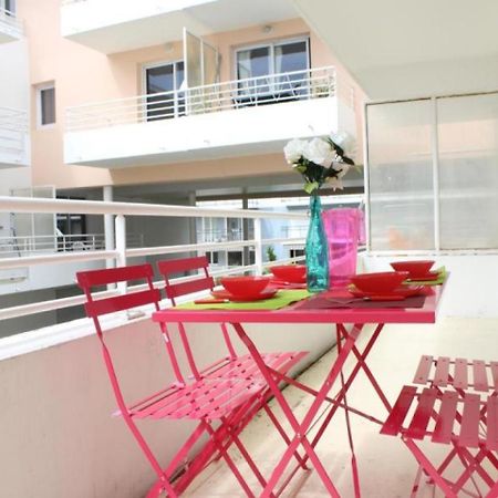 Appartement 2 Pieces Avec Balcon, Parking Et Piscine, La Rochelle - Fr-1-246-11 ภายนอก รูปภาพ