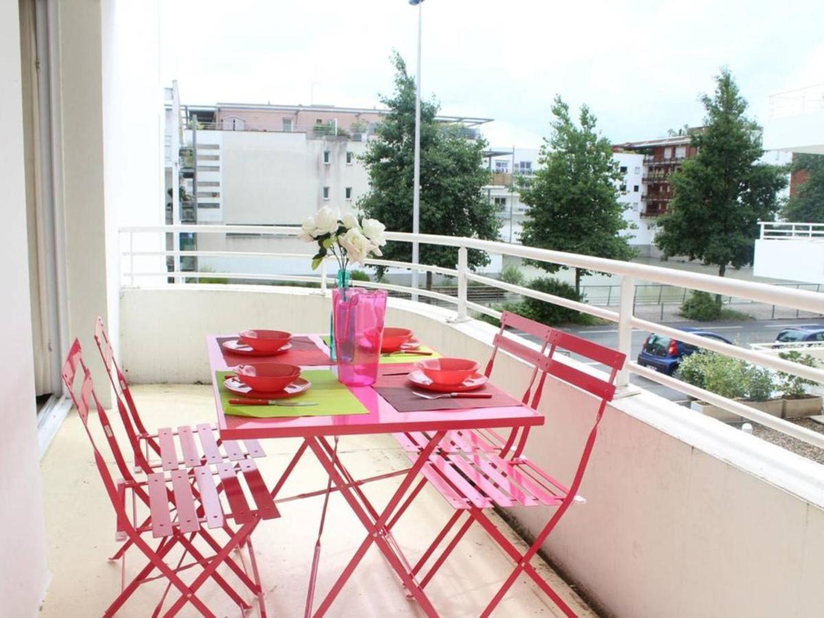 Appartement 2 Pieces Avec Balcon, Parking Et Piscine, La Rochelle - Fr-1-246-11 ภายนอก รูปภาพ