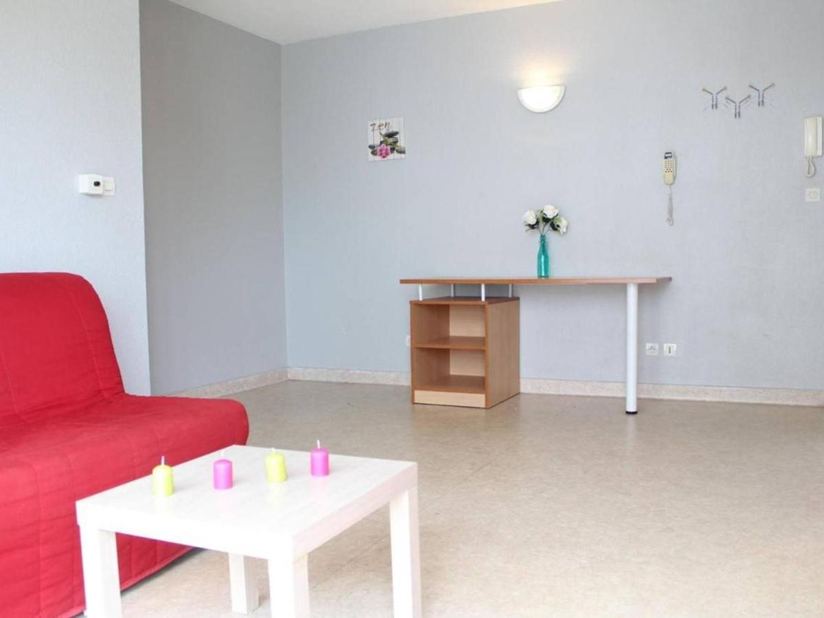 Appartement 2 Pieces Avec Balcon, Parking Et Piscine, La Rochelle - Fr-1-246-11 ภายนอก รูปภาพ